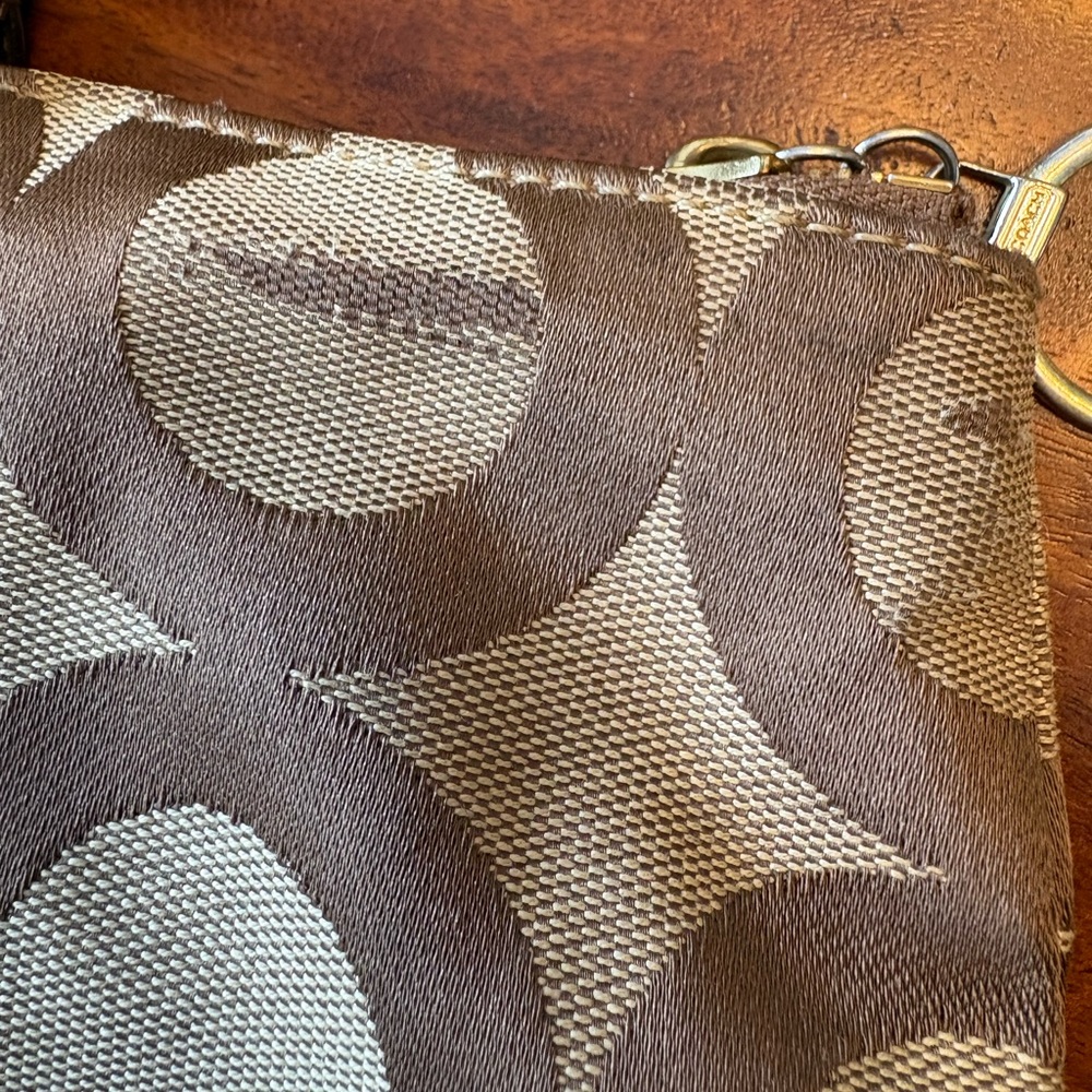Coach Poppy Brown and Tan Signature Tote Bag
Poppy! - Picture 8 of 9